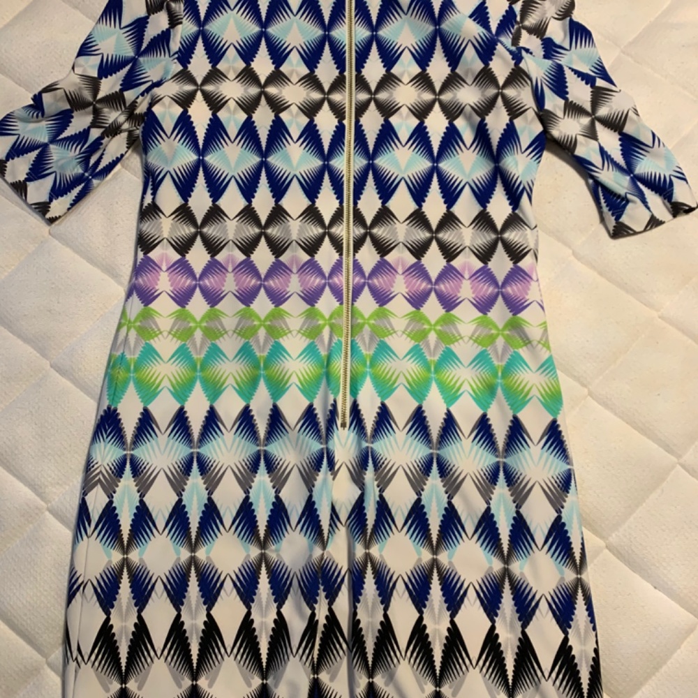 Dress - Picture 3 of 3